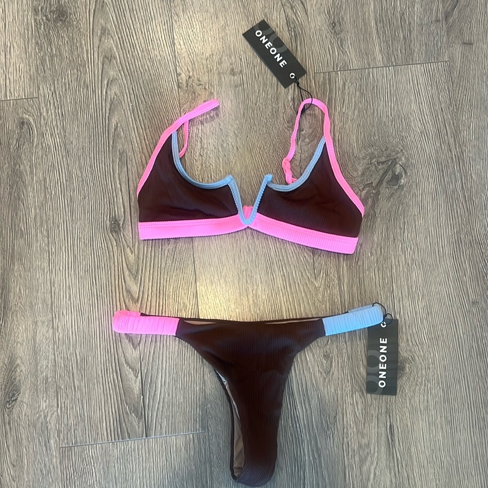 ONEONE Legit Perfect Fit Bikini Set